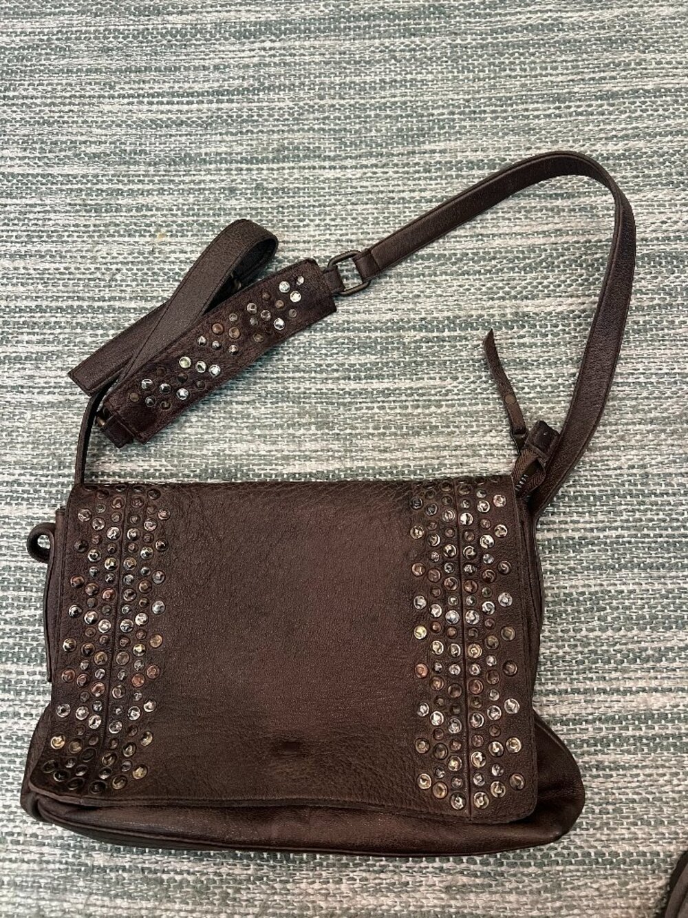Italian Designer Brown Leather Studded Crossbody Shoulder Bag – Made in Italy